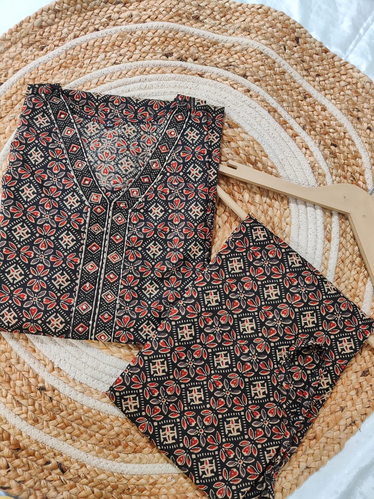 Earthy Charm Pure Cotton Sleeveless Kurta Set