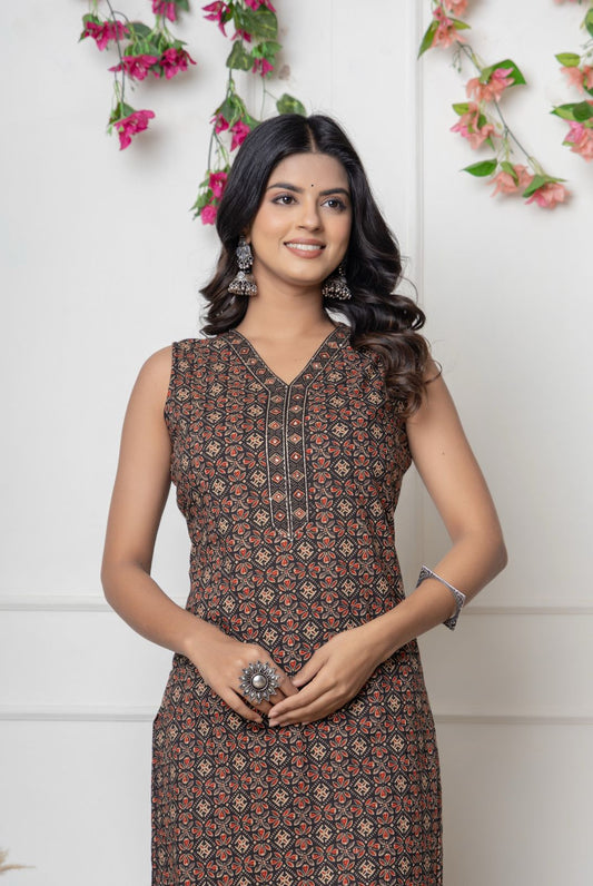 Earthy Charm Pure Cotton Sleeveless Kurta Set