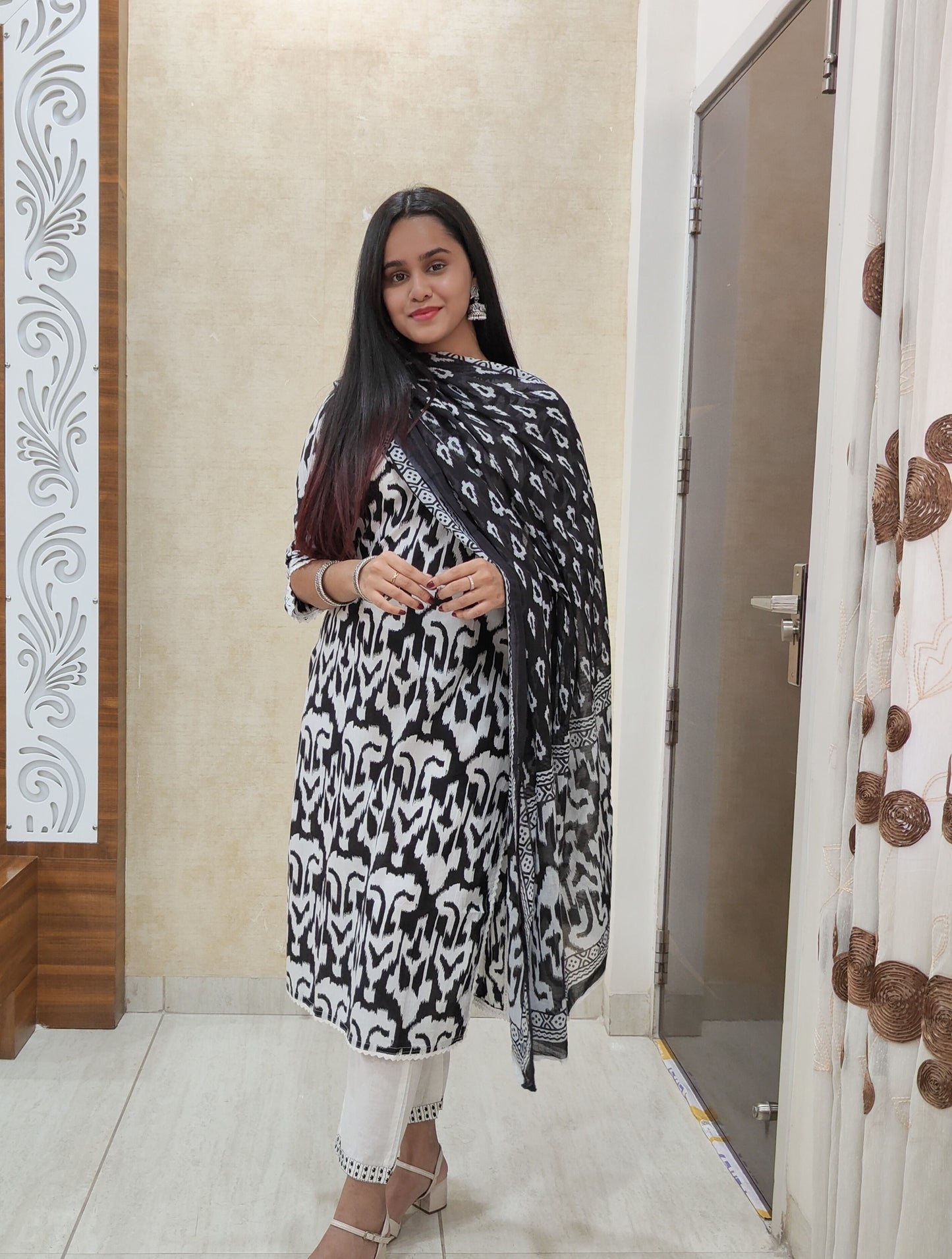 Black & White Ikat Cotton Kurta Set with Dupatta