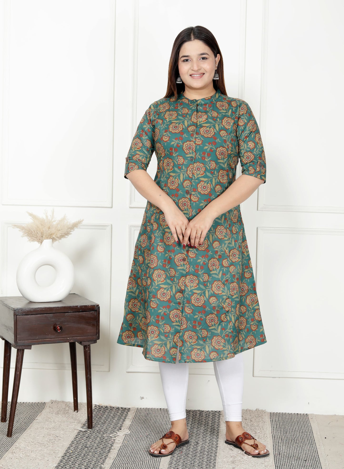 Green Floral A-Line Cotton Kurta with Side Pockets
