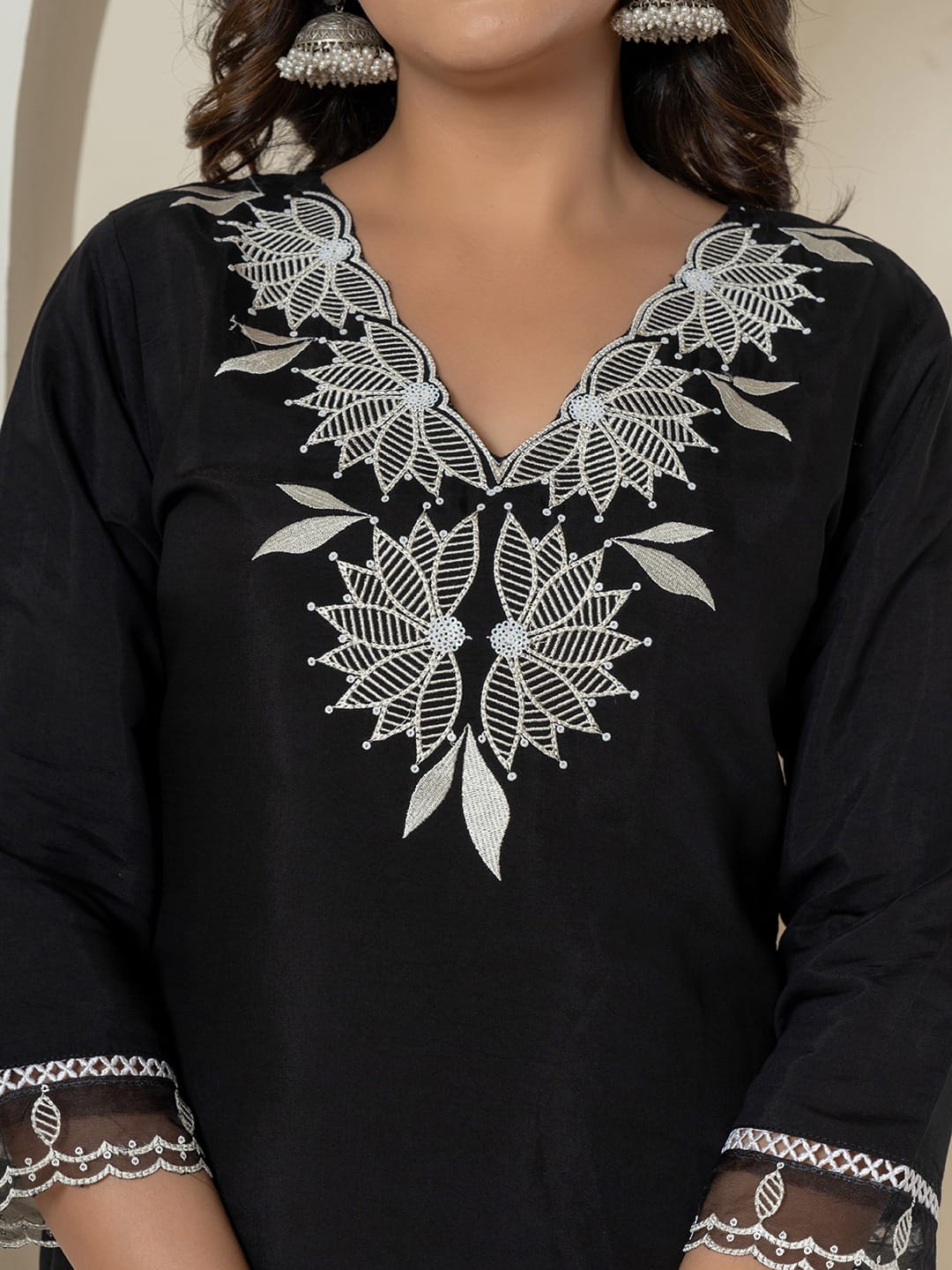 Black Silk Kurta Set with Organza Dupatta & Thread Embroidery